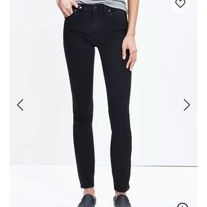 Madewell 9" High-Rise Skinny Jeans in Black Frost